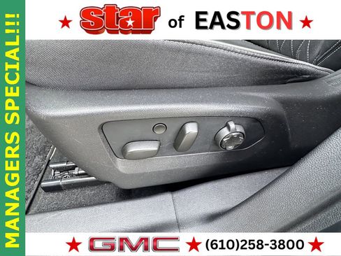 Used 2021 Buick Envision Avenir w/ Technology Package II image 17