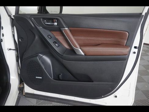 Used 2018 Subaru Forester 2.0XT Touring image 8