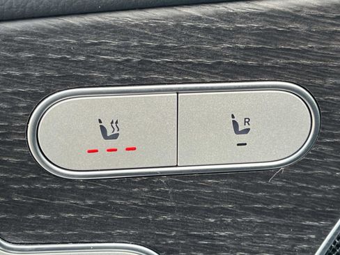 Certified 2025 Mercedes-Benz GLE 350 4MATIC image 20