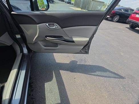 Used 2012 Honda Civic LX image 28