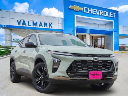 New 2026 Chevrolet Trax ACTIV w/ Driver Confidence Package image 1