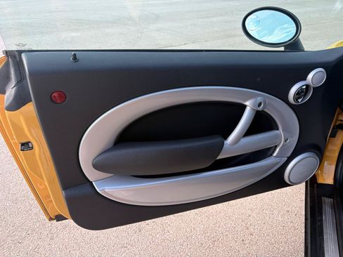 Used 2008 MINI Cooper Convertible FWD image 22