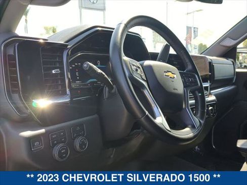 Used 2023 Chevrolet Silverado 1500 LT w/ Z71 Off-Road Package AWD/4WD image 12