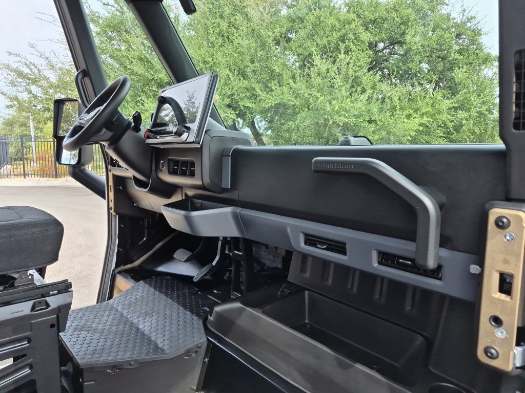 Used 2024 Chevrolet Brightdrop 600 w/ Commercial Equipment Package AWD/4WD image 31