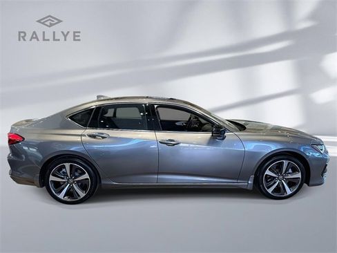 Used 2025 Acura TLX w/ Technology Package image 2