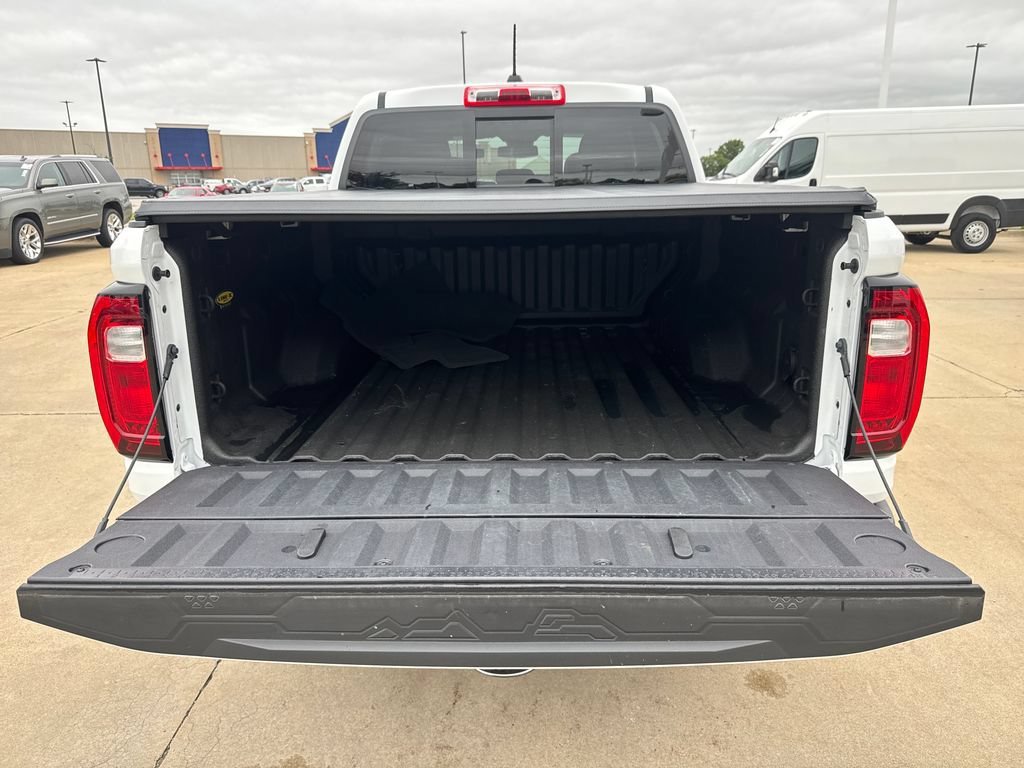 Used 2024 GMC Canyon AT4 w/ AT4 Premium Package AWD/4WD image 5