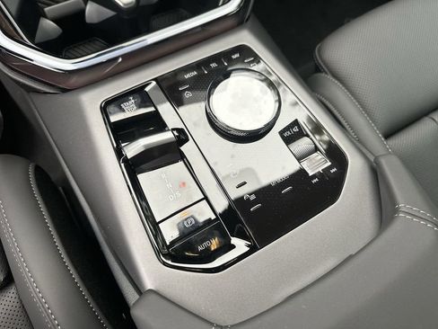 New 2026 BMW X3 xDrive30 w/ Premium Package image 19