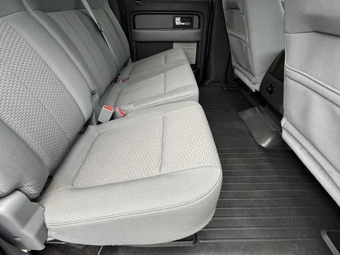 Used 2014 Ford F150 XLT w/ Equipment Group 302A Luxury AWD/4WD image 15
