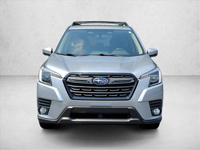 Used 2022 Subaru Forester Limited AWD/4WD image 2