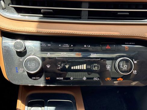 Used 2023 INFINITI QX60 Sensory w/ Vision Package AWD/4WD image 20
