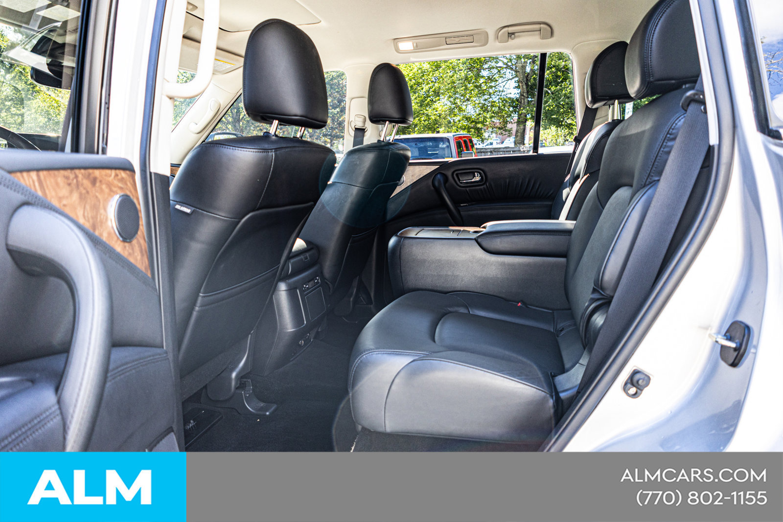 Used 2023 Nissan Armada SL w/ Captain's Chairs Package AWD/4WD image 18