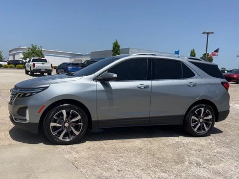 Used 2024 Chevrolet Equinox Premier FWD image 5