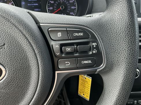Used 2017 Kia Optima LX w/ Driver Convenience Package FWD image 17