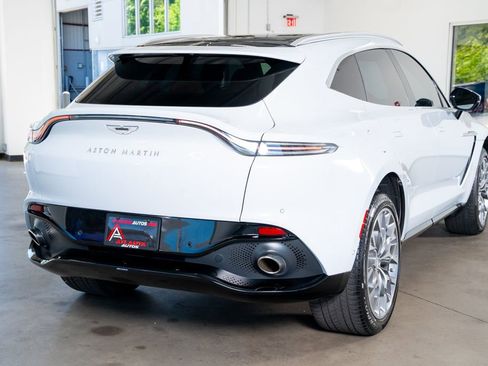 Used 2021 Aston Martin DBX AWD/4WD image 12