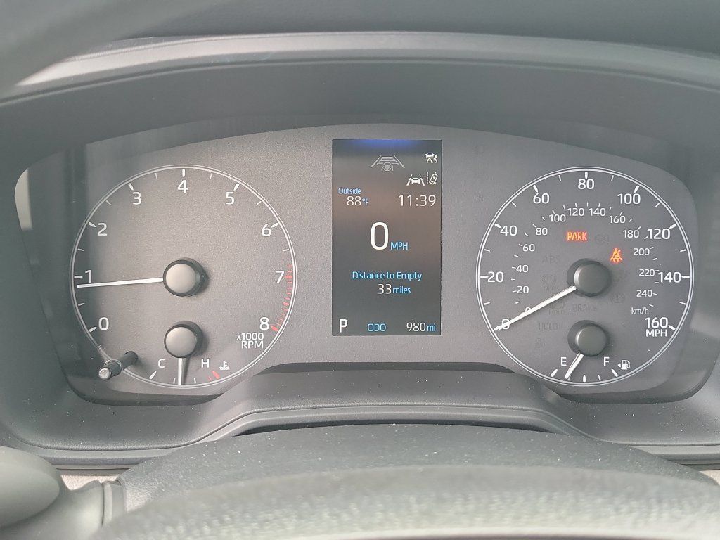 Used 2023 Toyota Corolla Cross L FWD image 13