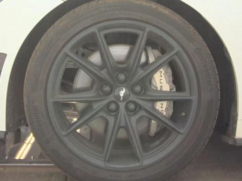 Used 2024 Ford Mustang GT Premium RWD image 4