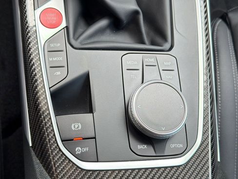 Used 2025 BMW M2 w/ Lighting Package image 32