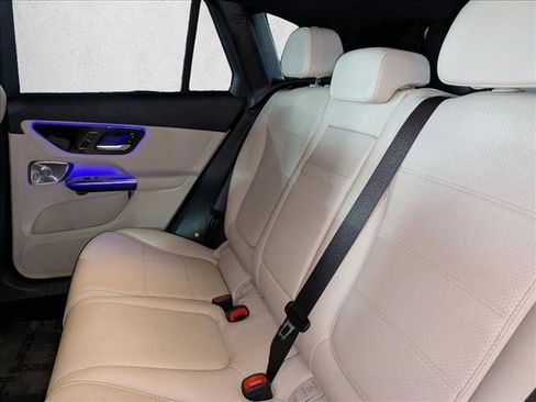 Certified 2025 Mercedes-Benz GLC 300 image 18