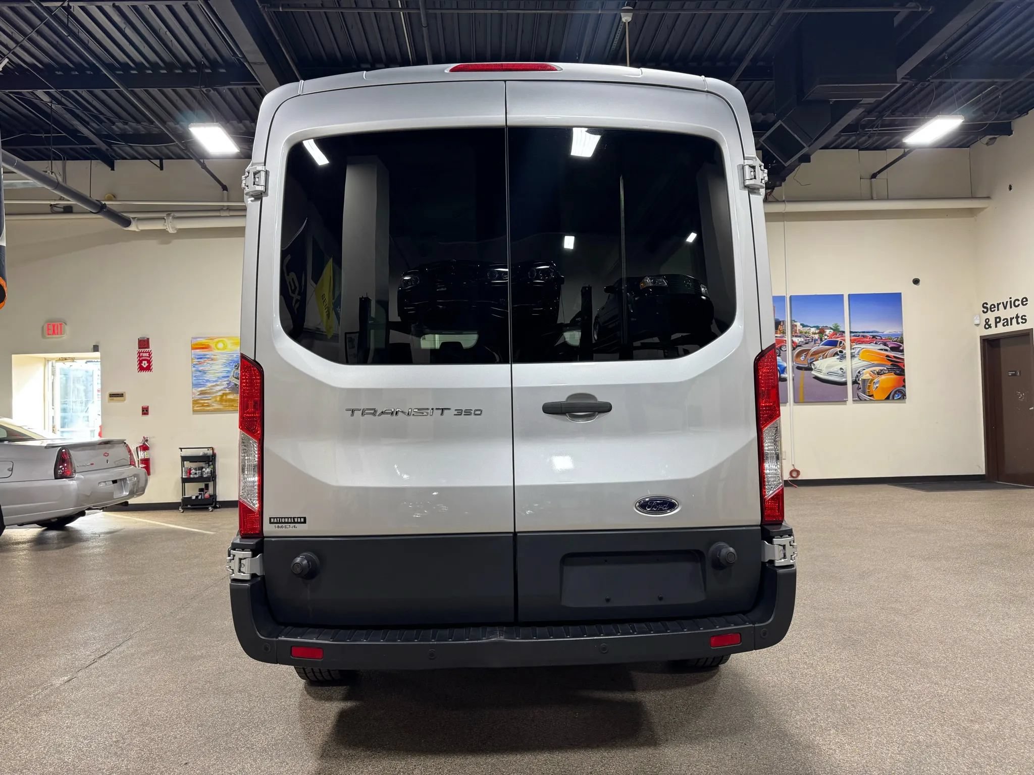 Used 2015 Ford Transit 350 148 Medium Roof RWD image 7