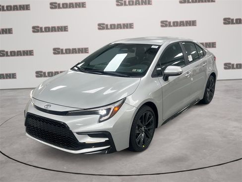 New 2026 Toyota Corolla SE image 1