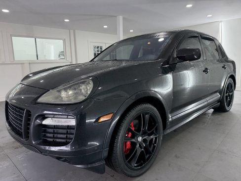 Used 2009 Porsche Cayenne GTS image 1