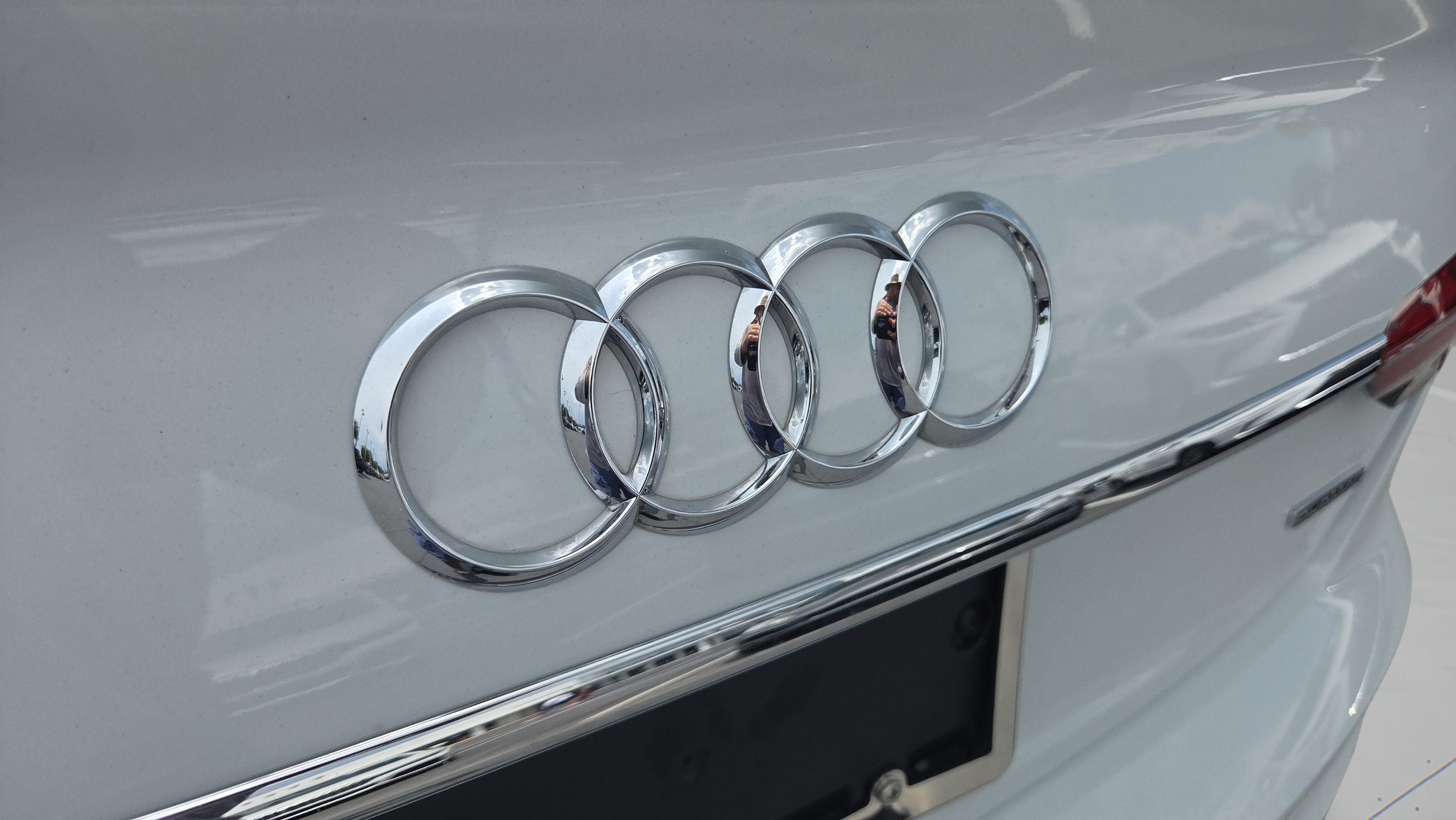 Used 2023 Audi A4 2.0T Premium w/ Convenience Package AWD/4WD image 33