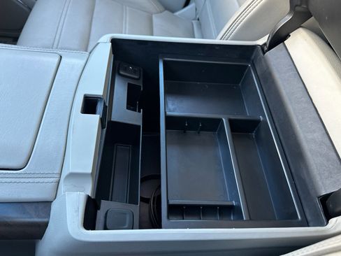 Used 2018 GMC Yukon Denali w/ Denali Ultimate Package image 33