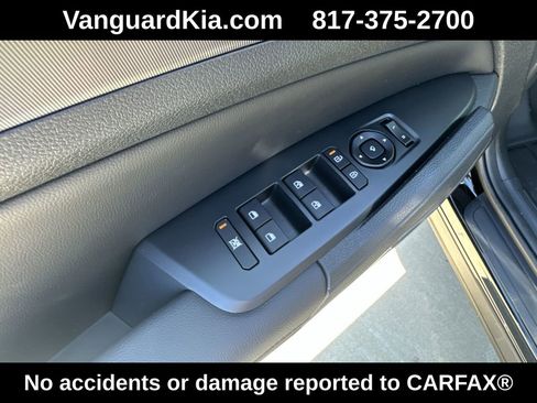 Used 2026 Kia Sportage SX image 16