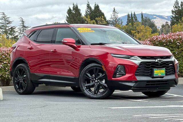 Used 2019 Chevrolet Blazer RS AWD/4WD image 2