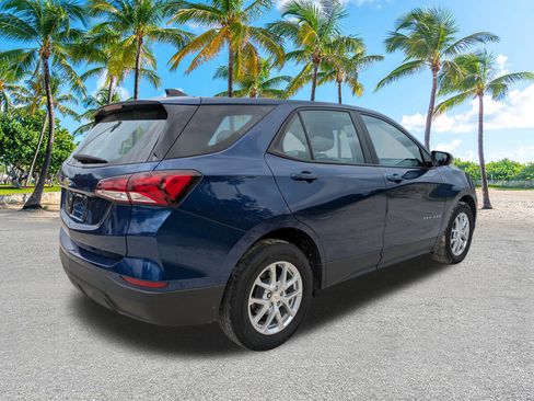 Used 2022 Chevrolet Equinox LS image 4