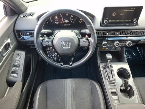 Used 2022 Honda Civic Sport image 11