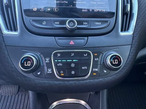 Used 2019 Chevrolet Malibu LT w/ Driver Confidence Package FWD image 8