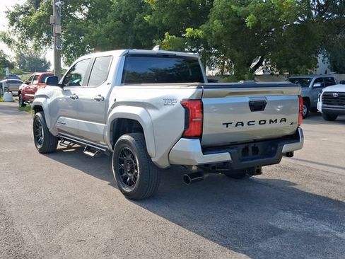 Used 2024 Toyota Tacoma TRD Sport RWD image 3