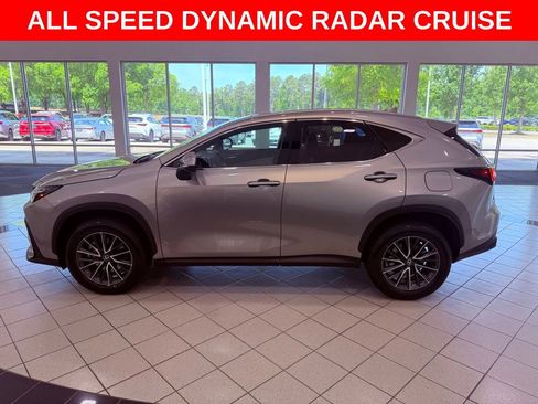 Used 2024 Lexus NX 250 FWD image 4