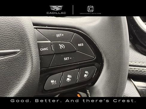 Used 2025 Chrysler Pacifica Limited FWD image 13