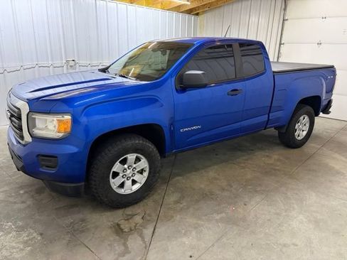 Used 2018 GMC Canyon 4x4 Extended Cab w/ Convenience Package image 4