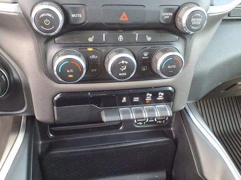 Used 2021 RAM 1500 Big Horn AWD/4WD image 27