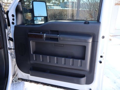 Used 2014 Ford F250 Platinum image 26
