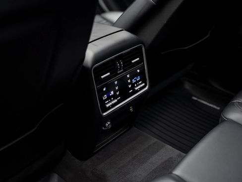 Used 2019 Porsche Cayenne E-Hybrid AWD/4WD image 39
