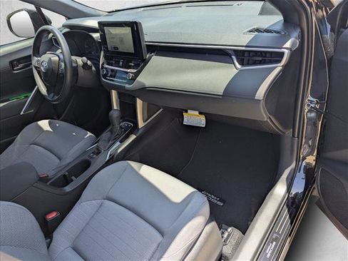 Certified 2025 Toyota Corolla Cross AWD Hybrid image 18