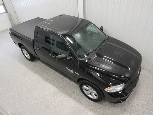Used 2021 RAM 1500 Express AWD/4WD image 5