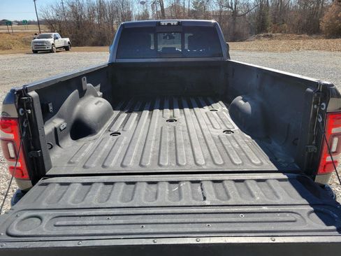 Used 2019 RAM 3500 Laramie image 8