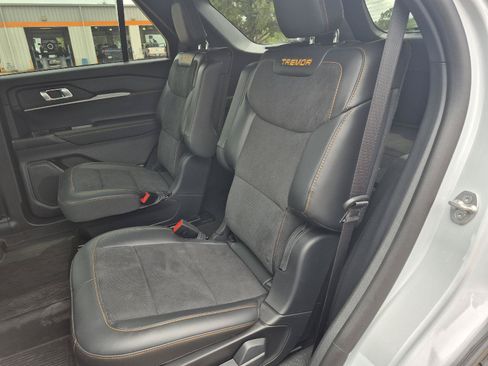Certified 2026 Ford Explorer Tremor AWD/4WD image 8