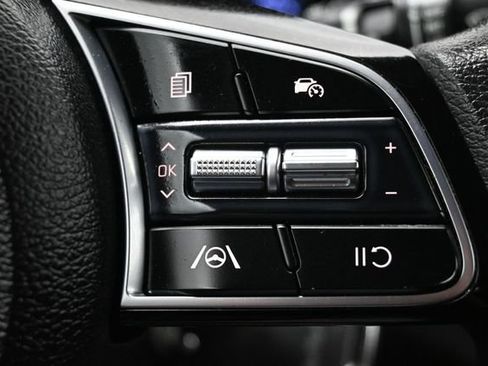 Used 2022 Kia Forte LXS w/ LXS Technology Package FWD image 21