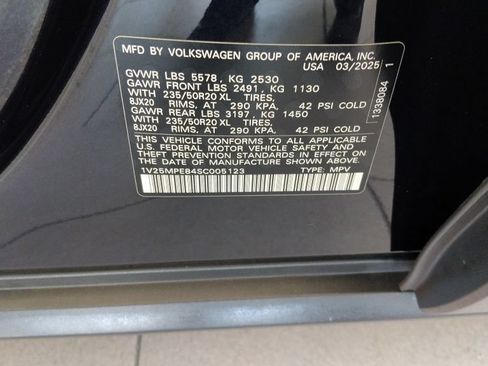 Certified 2025 Volkswagen ID.4 S Limited RWD image 20