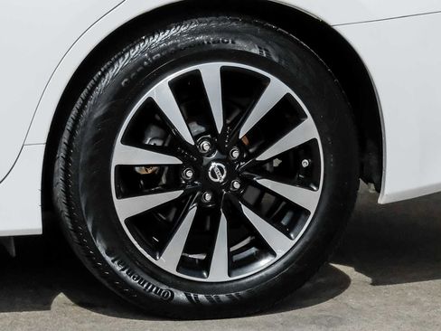 Used 2018 Nissan Altima 2.5 SV image 52