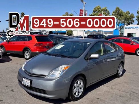 Used 2005 Toyota Prius FWD image 1