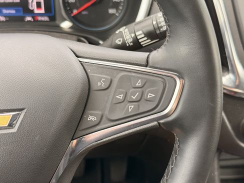 Used 2023 Chevrolet Equinox LT FWD image 20