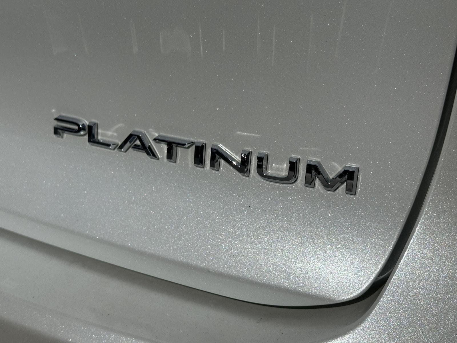 Certified 2024 Toyota Crown Platinum AWD/4WD image 10