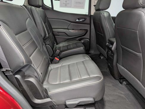 Used 2023 GMC Acadia Denali AWD/4WD image 43